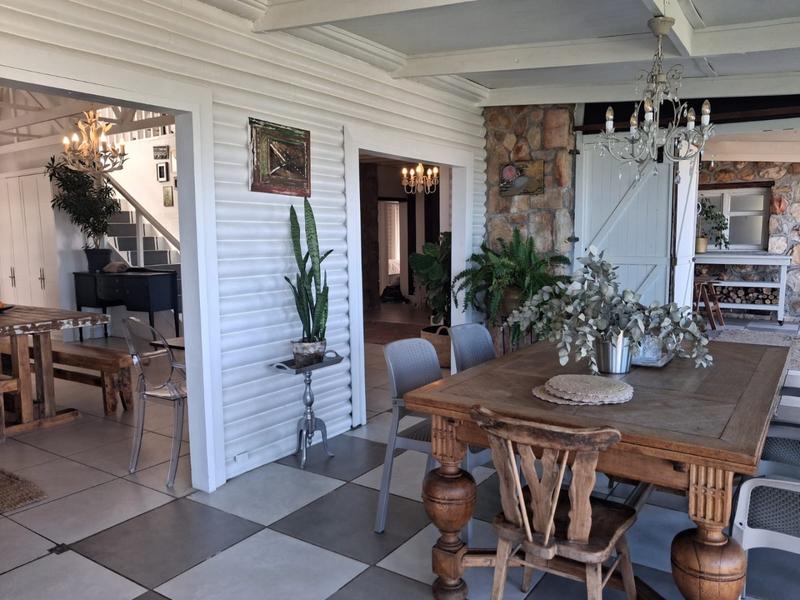 To Let 5 Bedroom Property for Rent in San Michel Western Cape